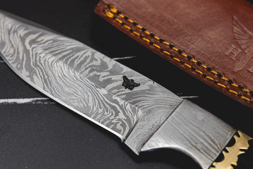 The Hunter’s Mark – Handmade Damascus Skinner Knife with Buffalo Horn Handle | 9" Premium Outdoor Knife