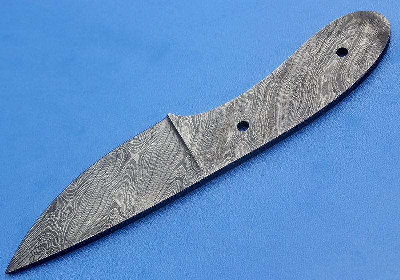 HTK-46  Damascus Knife custom handmade skiner blank blade / Great quality